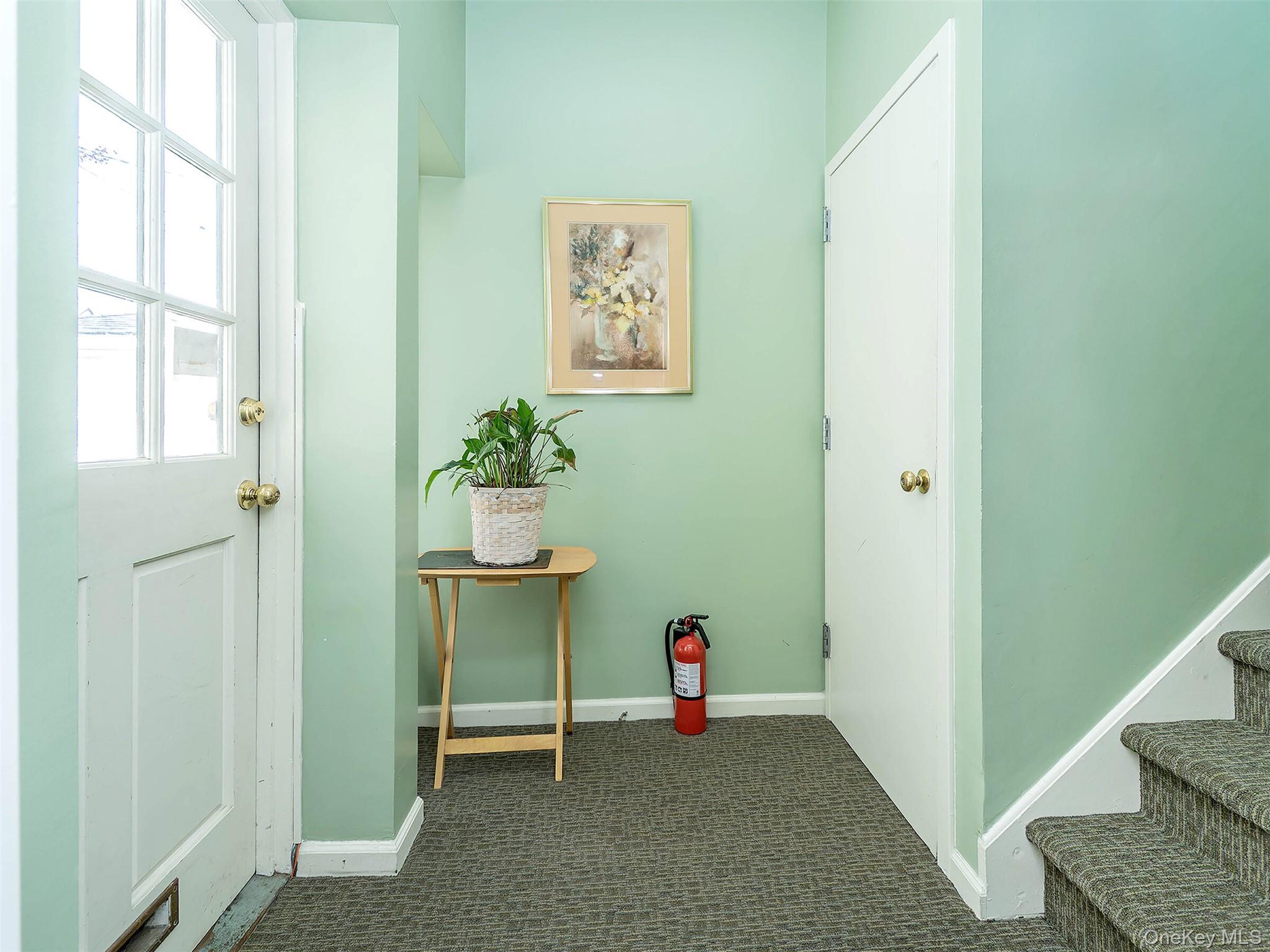 #20 photo, 17 S Maryland Avenue, Port Washington , NY 11050