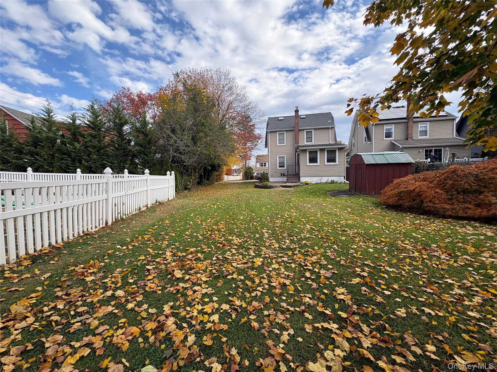 #10 photo, 3 Brookwood Street, Glen Head , NY 11545