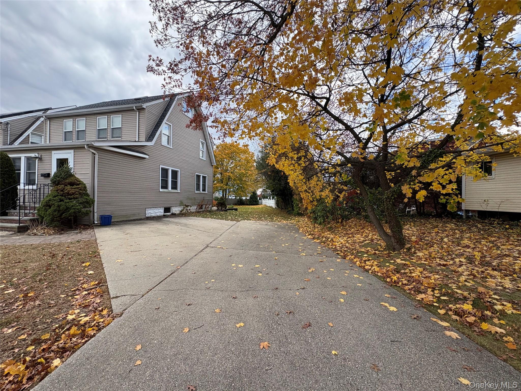 #12 photo, 3 Brookwood Street, Glen Head , NY 11545