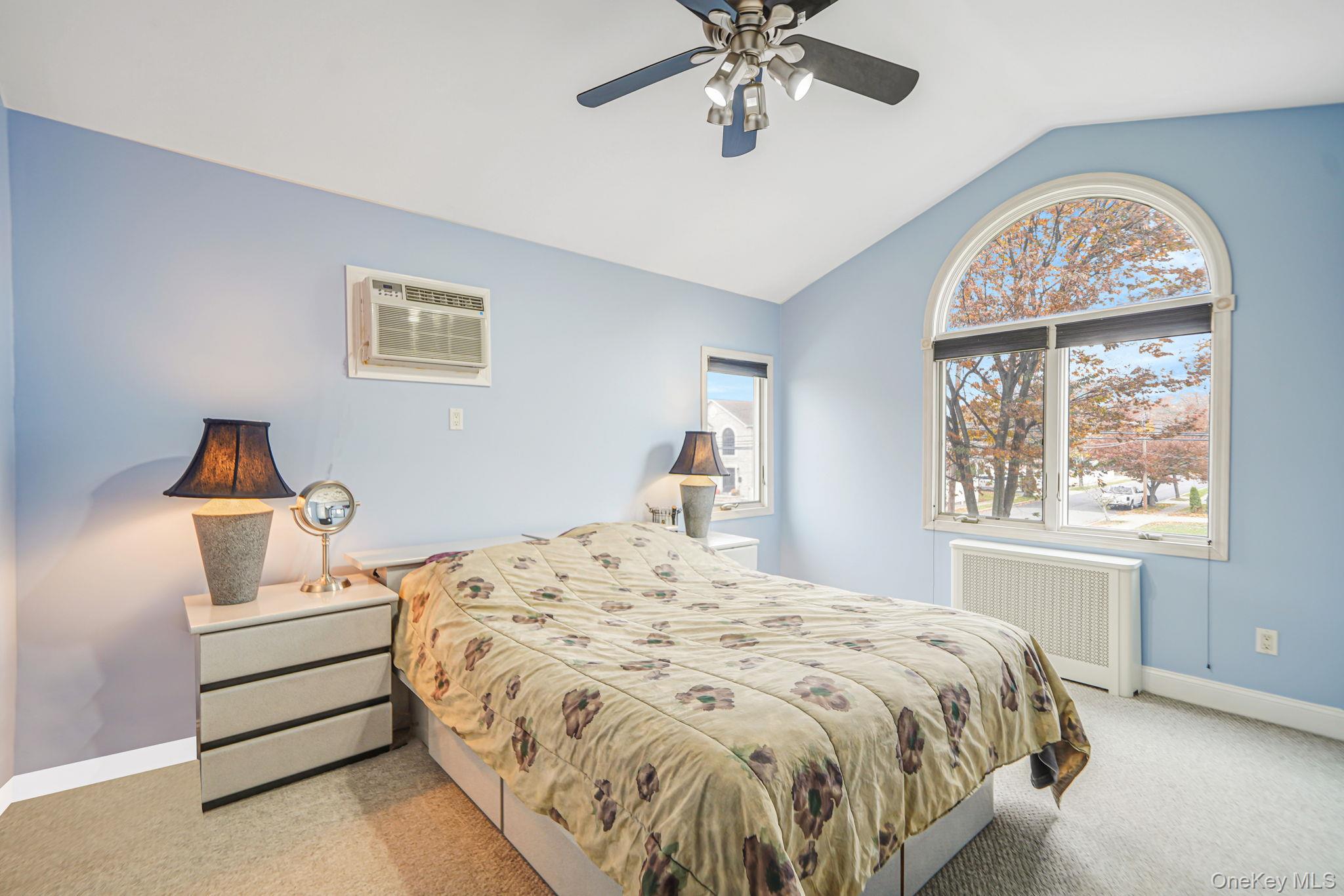 #19 photo, 1800 Stuyvesant Avenue, Merrick , NY 11566