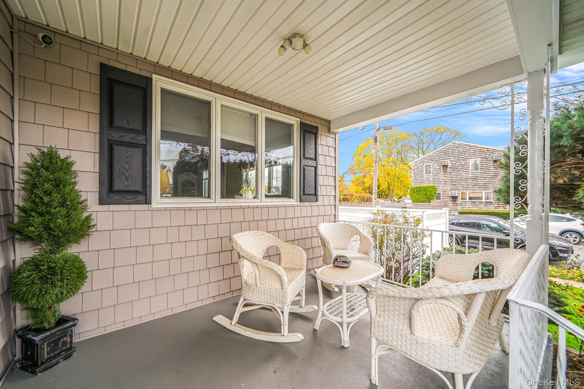 #8 photo, 1800 Stuyvesant Avenue, Merrick , NY 11566