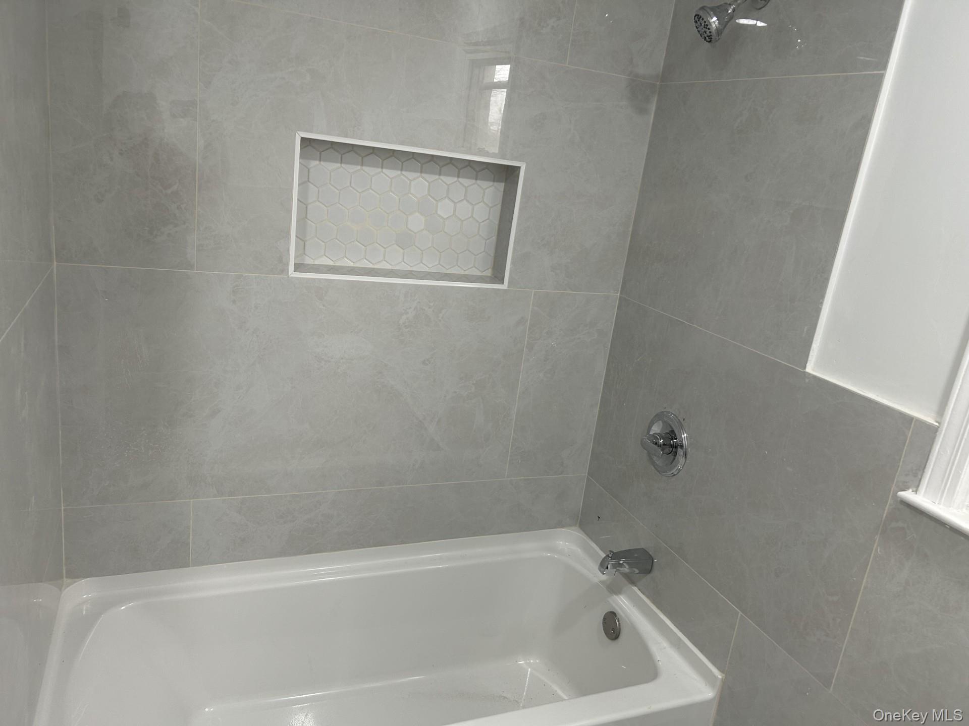 #7 photo, 74 Jerusalem Avenue, Massapequa , NY 11758