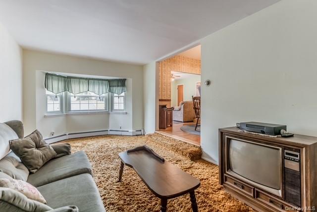 #12 photo, 10 Grand Street, Smithtown , NY 11787