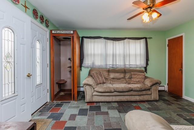 #5 photo, 10 Grand Street, Smithtown , NY 11787