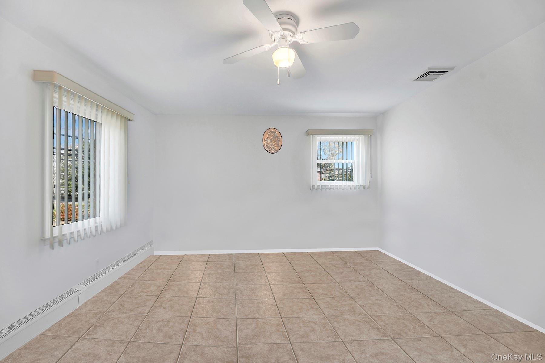 #16 photo, 330 Bayville Avenue, Bayville , NY 11709