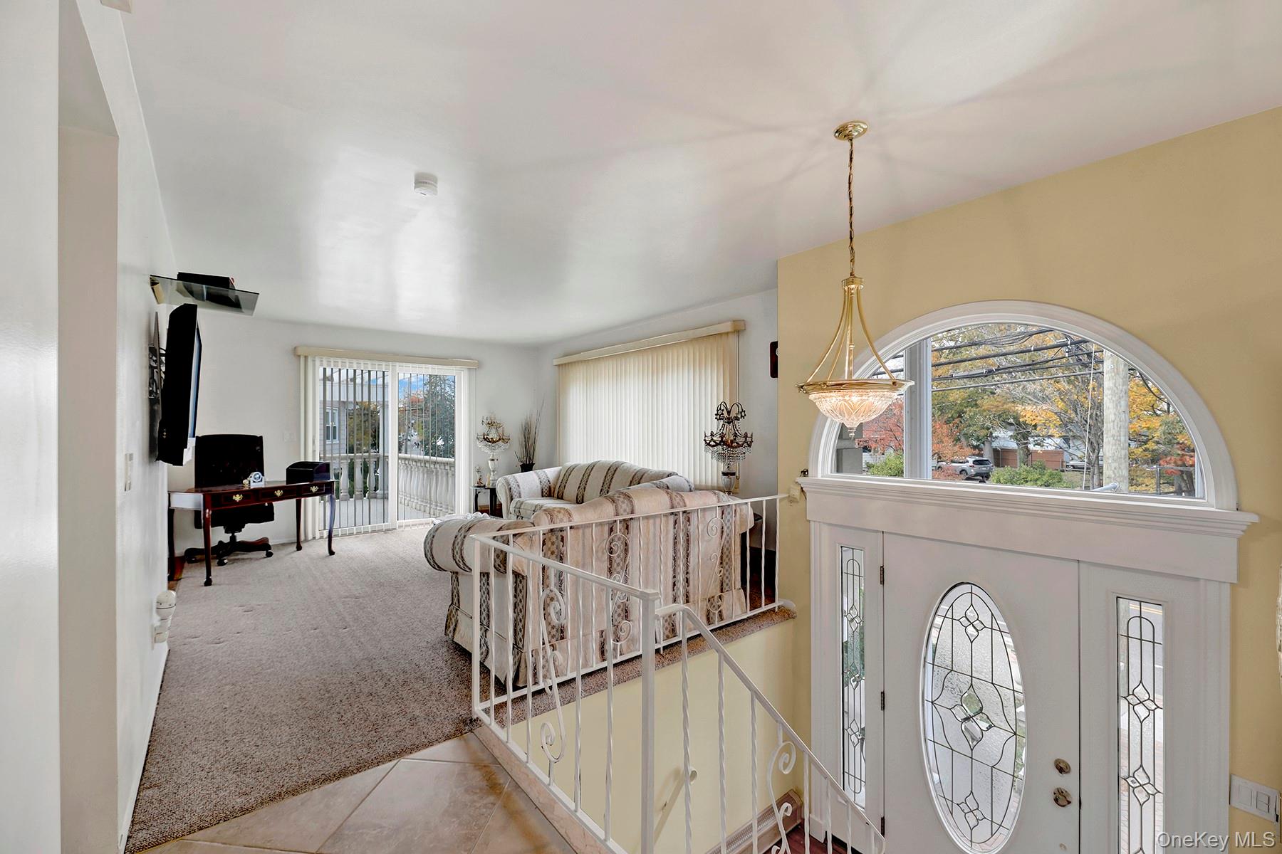 #19 photo, 330 Bayville Avenue, Bayville , NY 11709