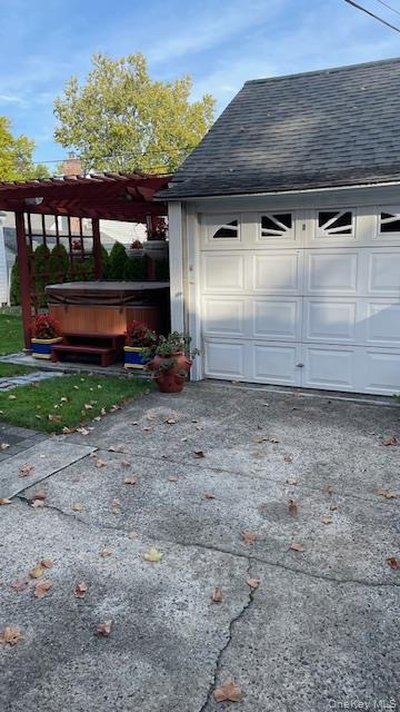 #2 photo, 15743 27th Avenue, Flushing , NY 11354