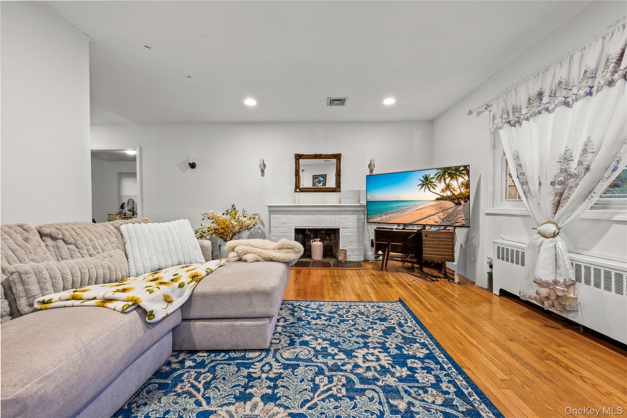 #6 photo, 16803 Cryders Lane, Whitestone , NY 11357