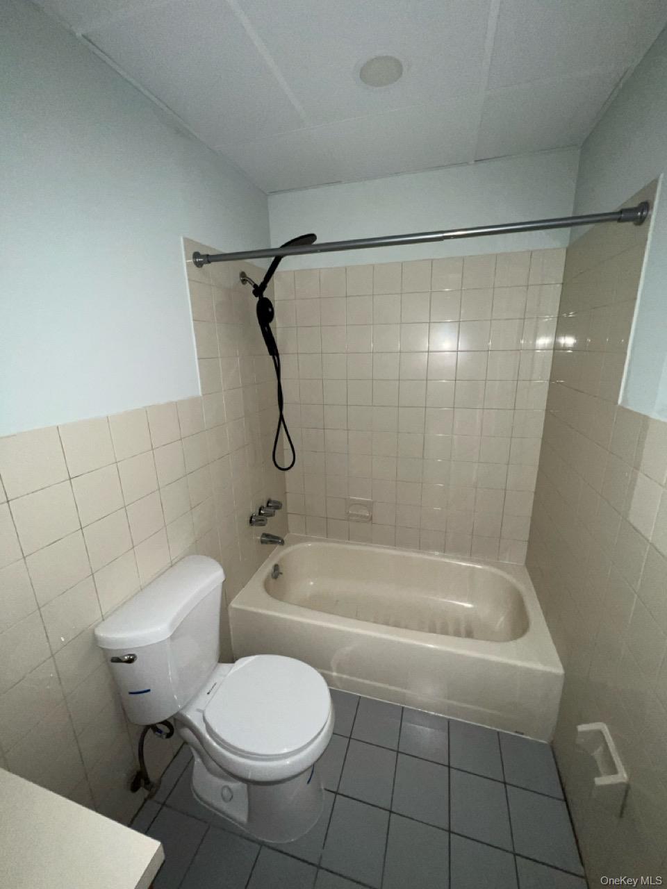 #12 photo, 308 Maple Avenue, Westbury , NY 11590