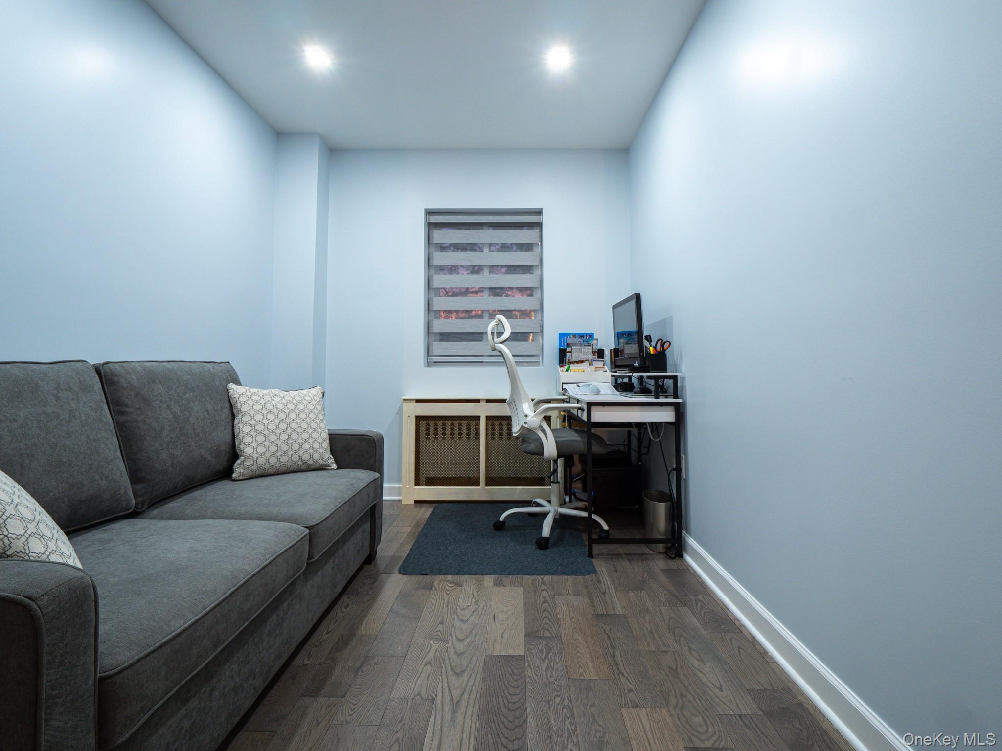 #18 photo, 6501 110th Street, Forest Hills , NY 11375