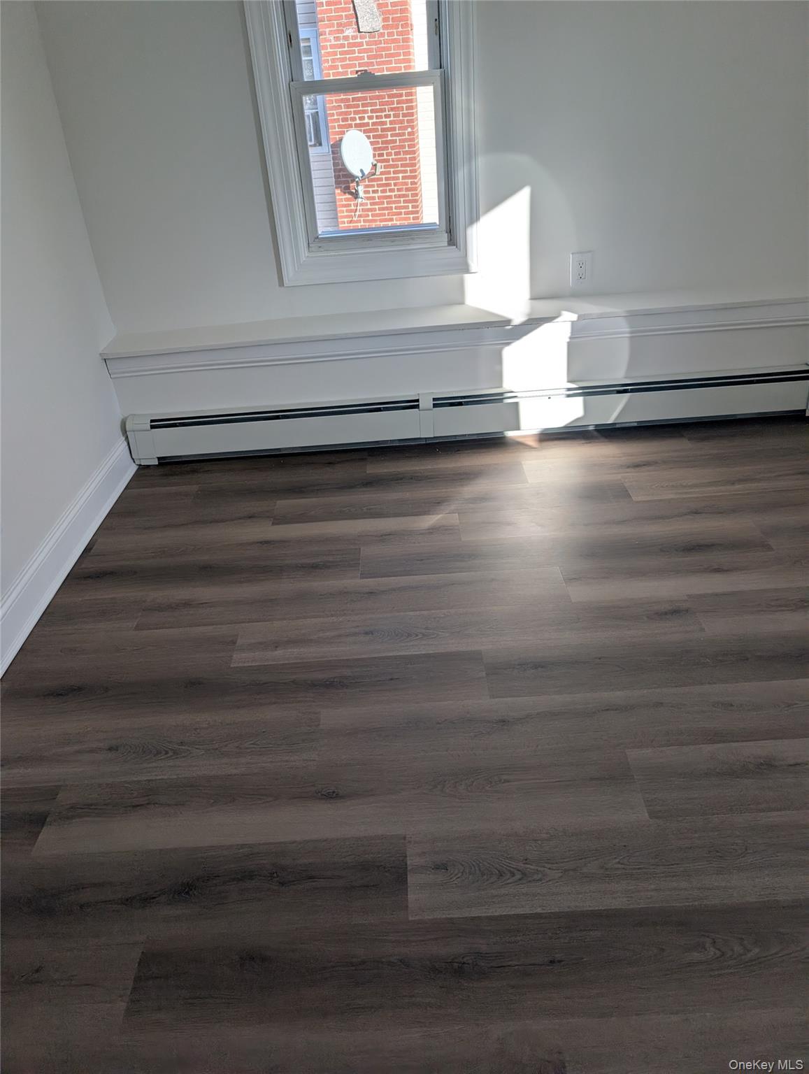 #17 photo, 22 Murray Road, Hicksville , NY 11801