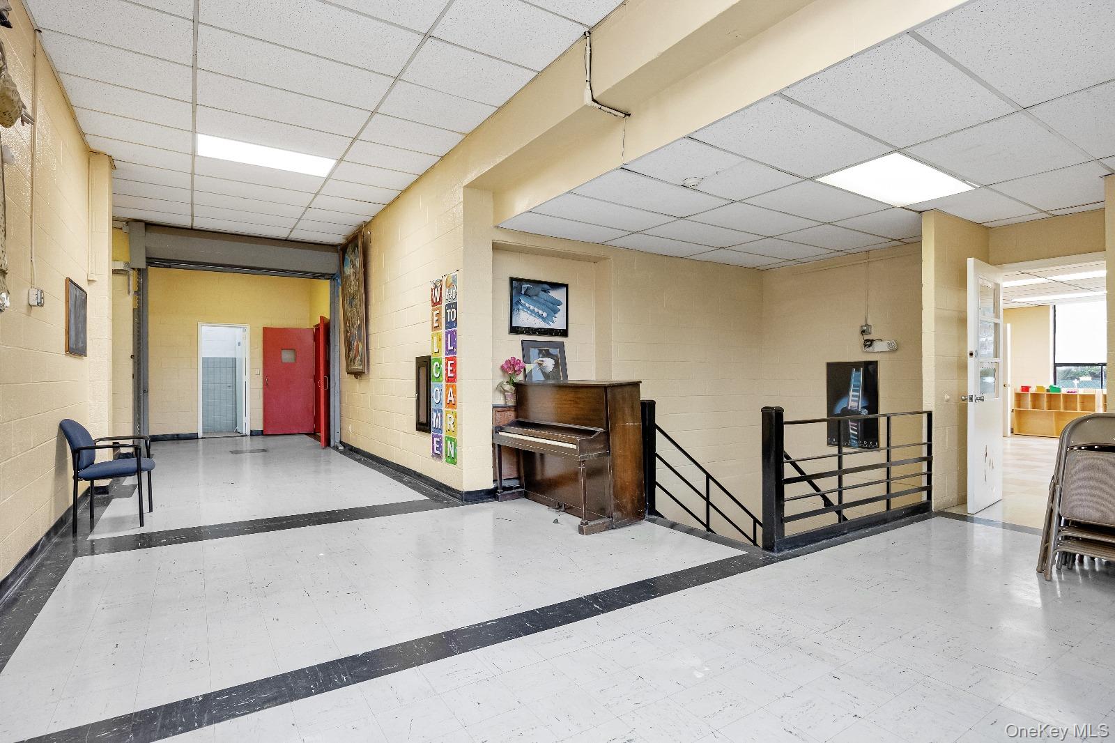 #20 photo, 81 S Long Beach Avenue, Freeport , NY 11520