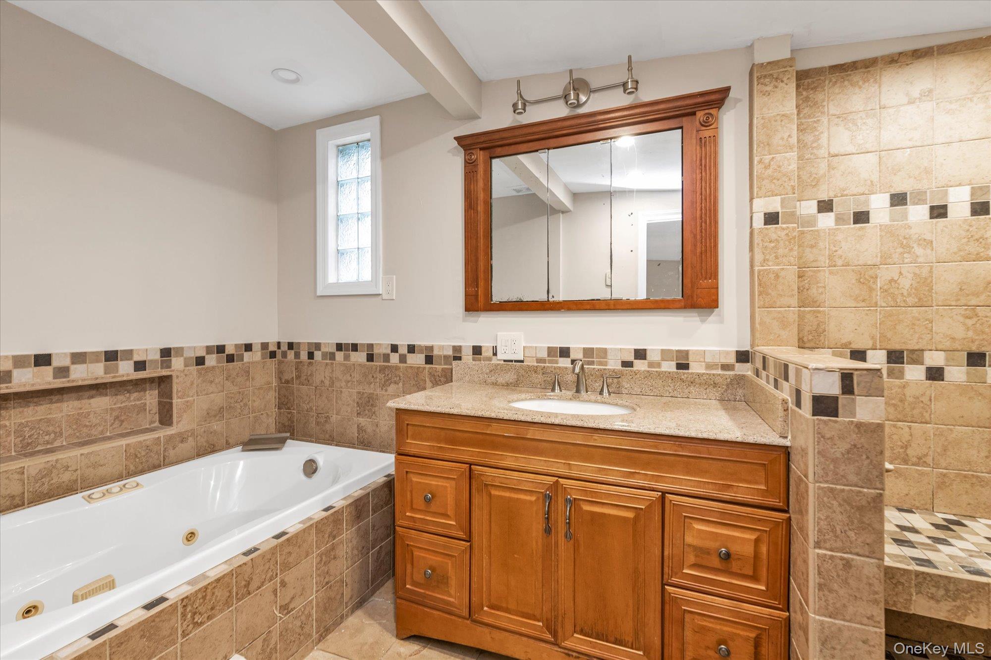 #11 photo, 719 Lincoln Street, Baldwin , NY 11510