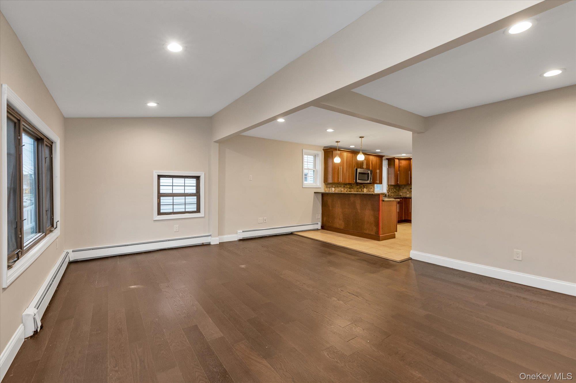 #3 photo, 719 Lincoln Street, Baldwin , NY 11510