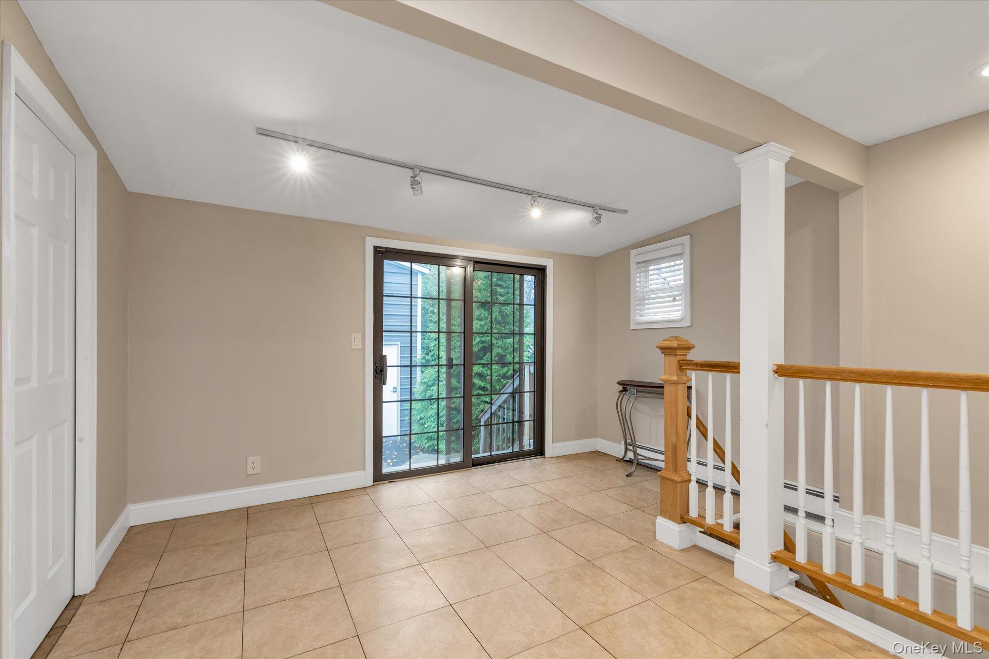 #8 photo, 719 Lincoln Street, Baldwin , NY 11510