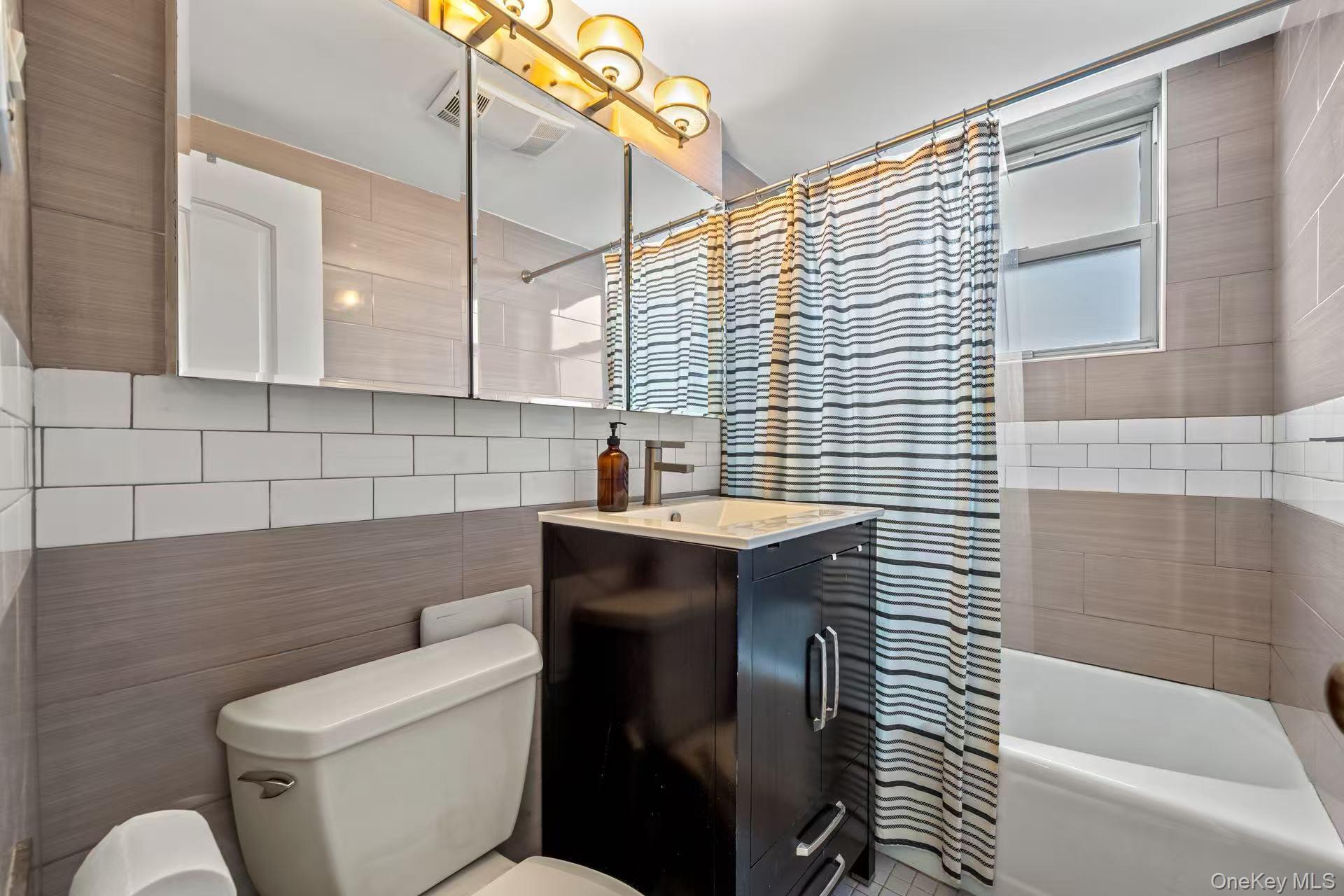 #11 photo, 61-15 97th Street, Rego Park , NY 11374