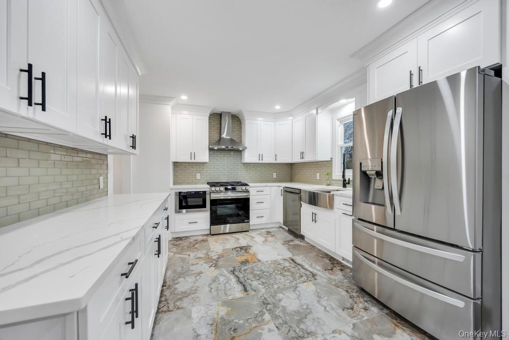 #10 photo, 331 Gillette Street, Dix Hills , NY 11746