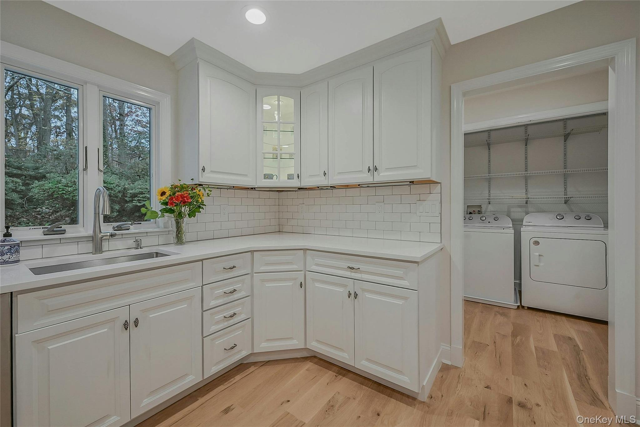 #12 photo, 43 Edcris Lane, Huntington , NY 11743