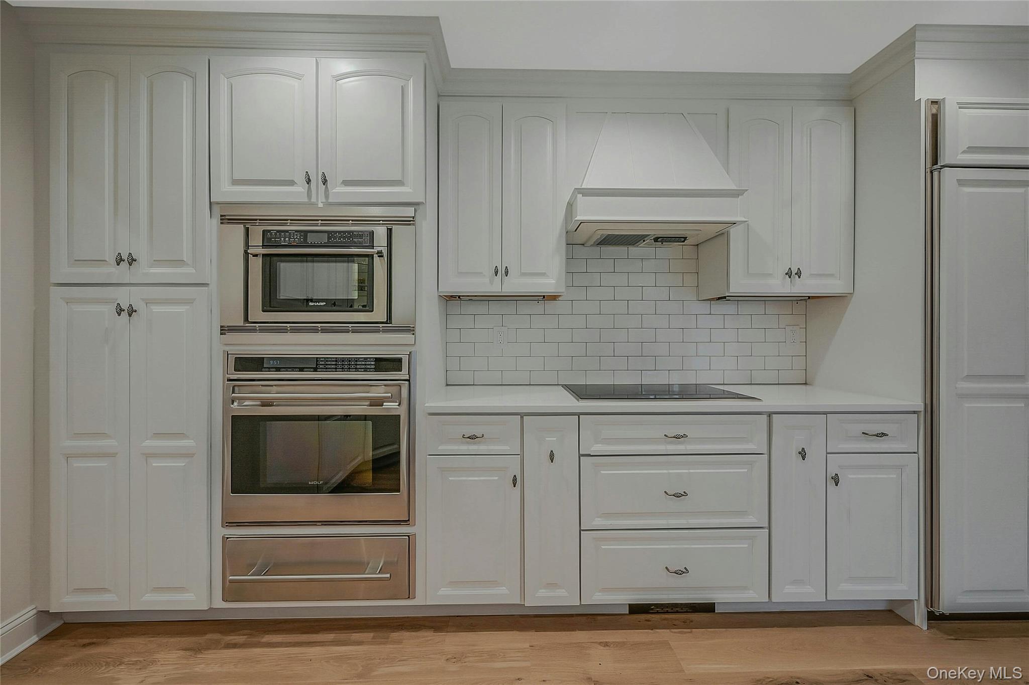 #14 photo, 43 Edcris Lane, Huntington , NY 11743