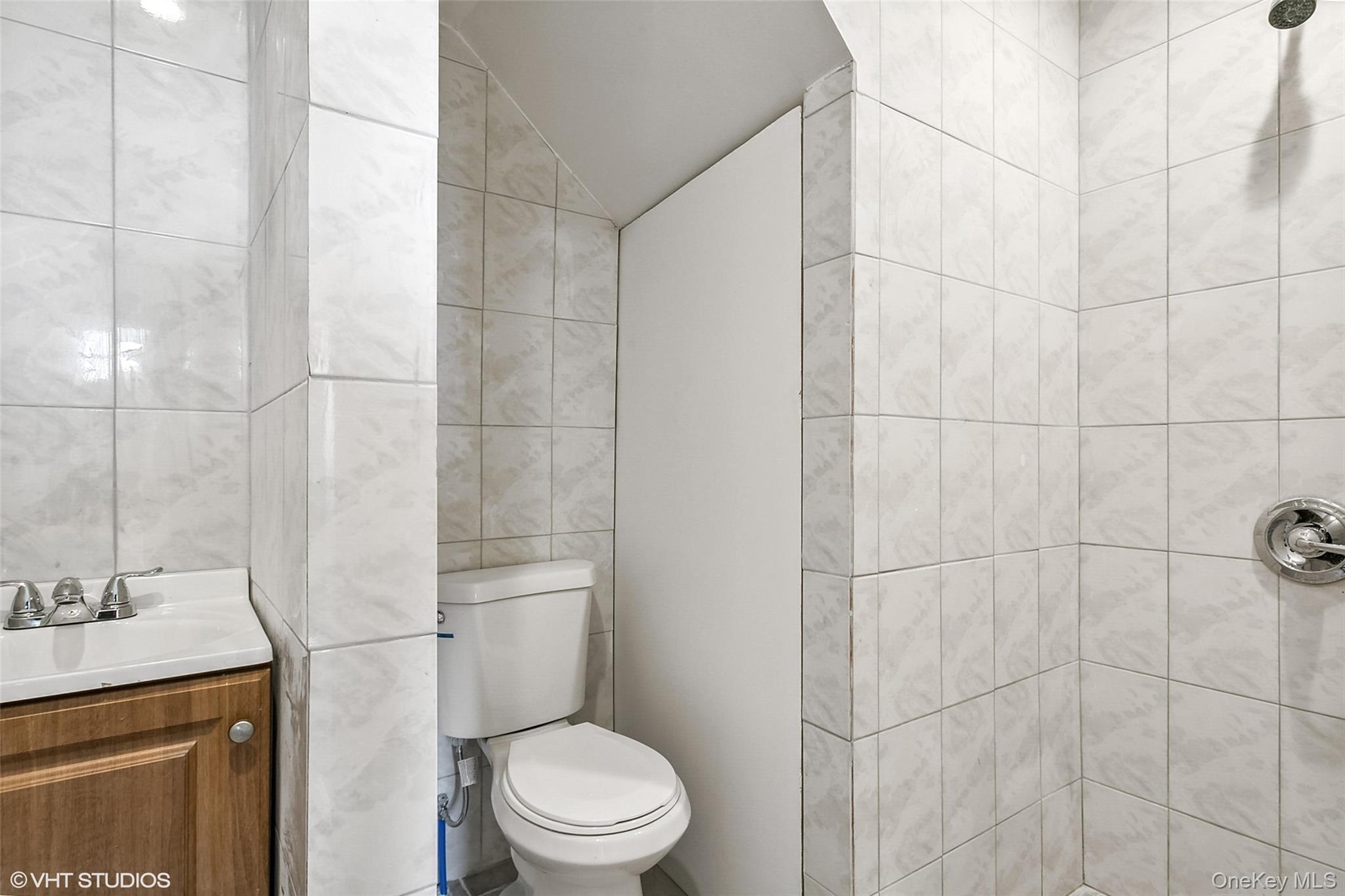 #8 photo, 15 Stewart Place, Yonkers , NY 10701