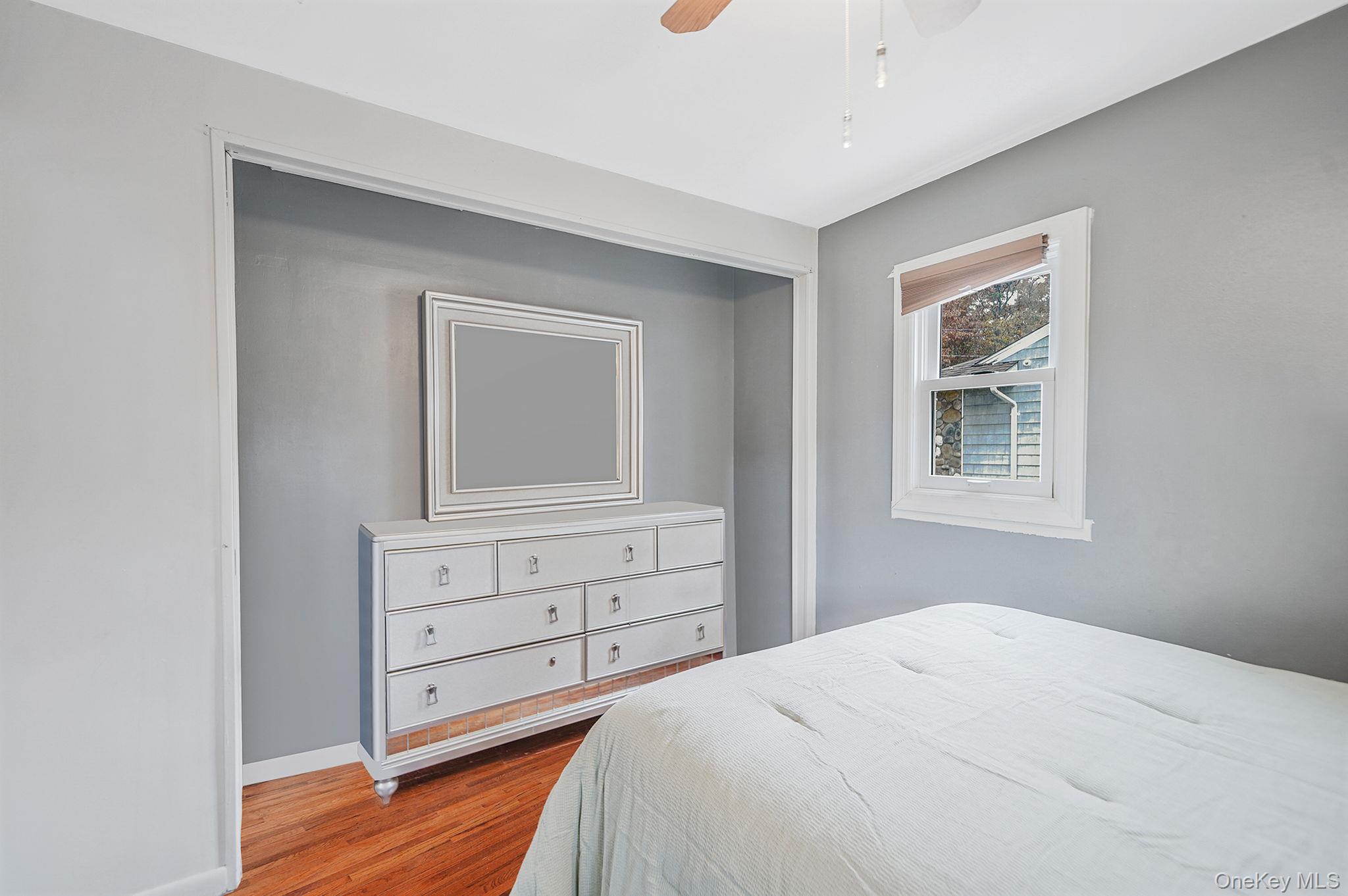 #14 photo, 307 Jefferson Drive, Mastic Beach , NY 11951