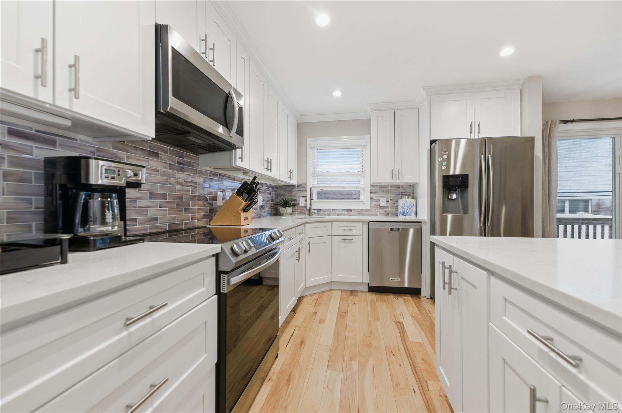 #8 photo, 371 E Penn Street, Long Beach , NY 11561