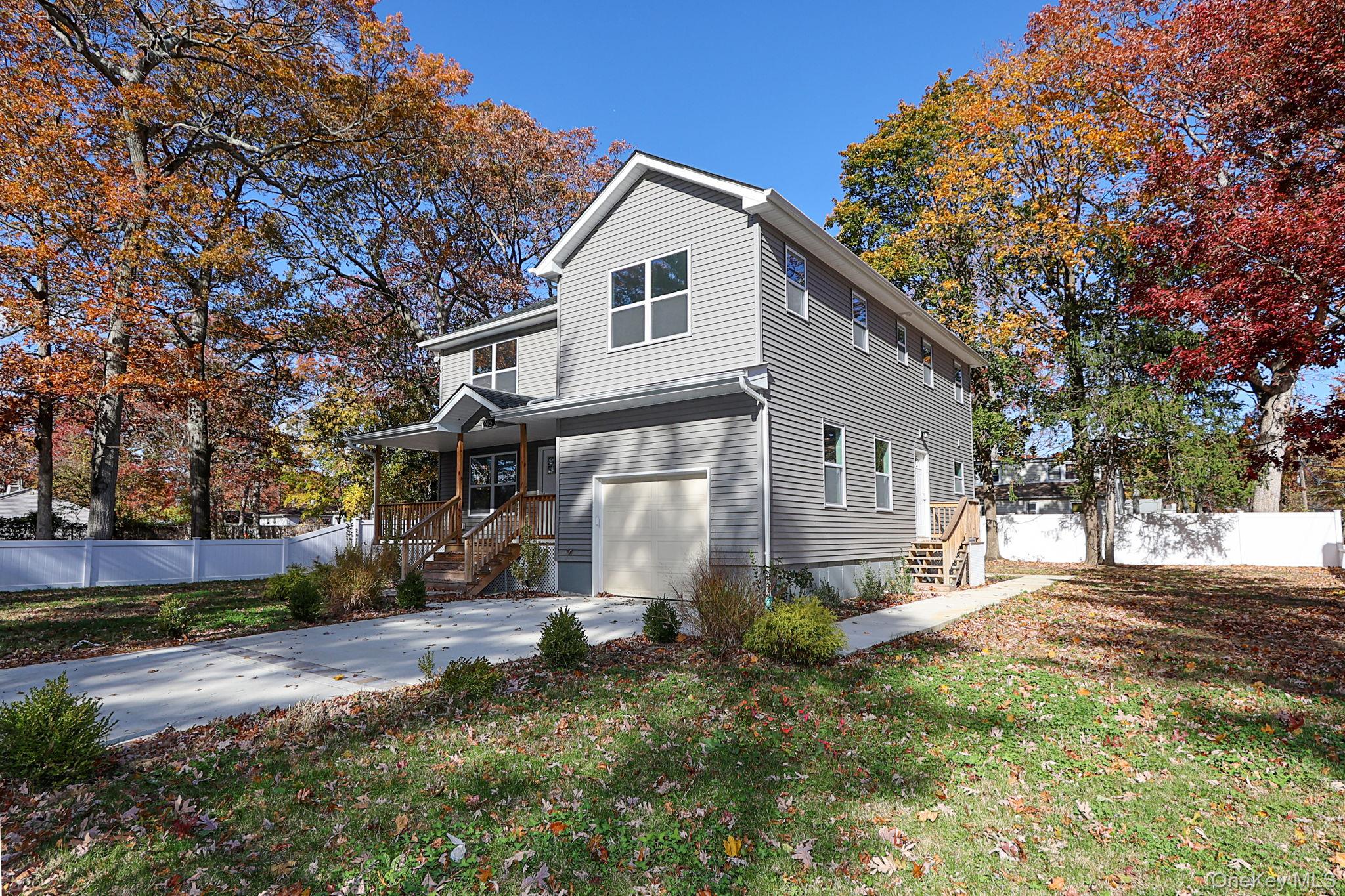 #3 photo, 245 New Avenue, Wyandanch , NY 11798