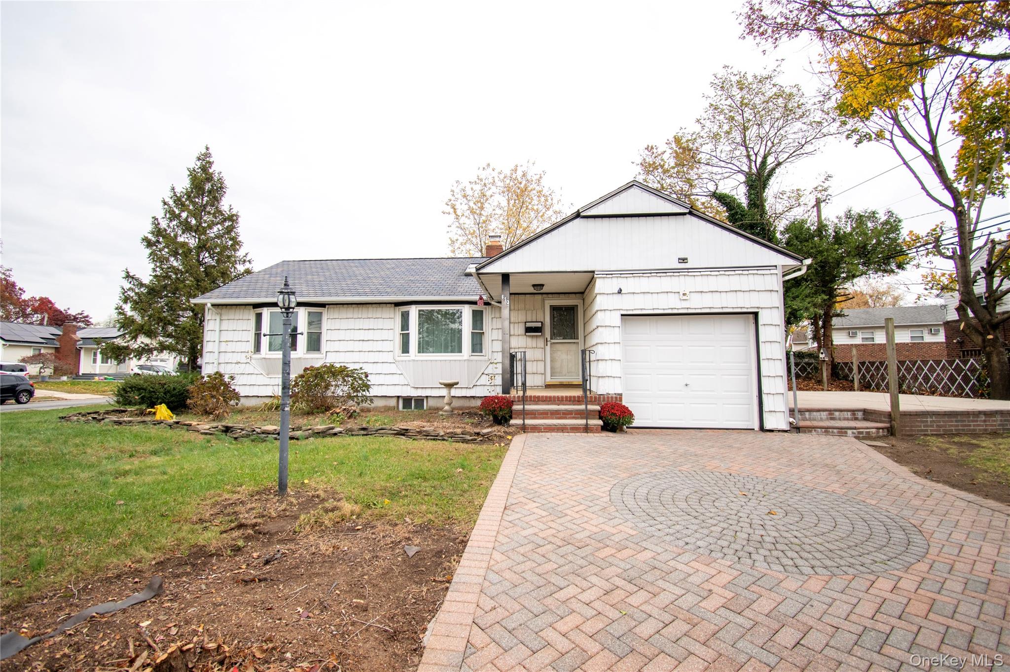 #1 photo, 650 Bryant Street, East Meadow , NY 11554