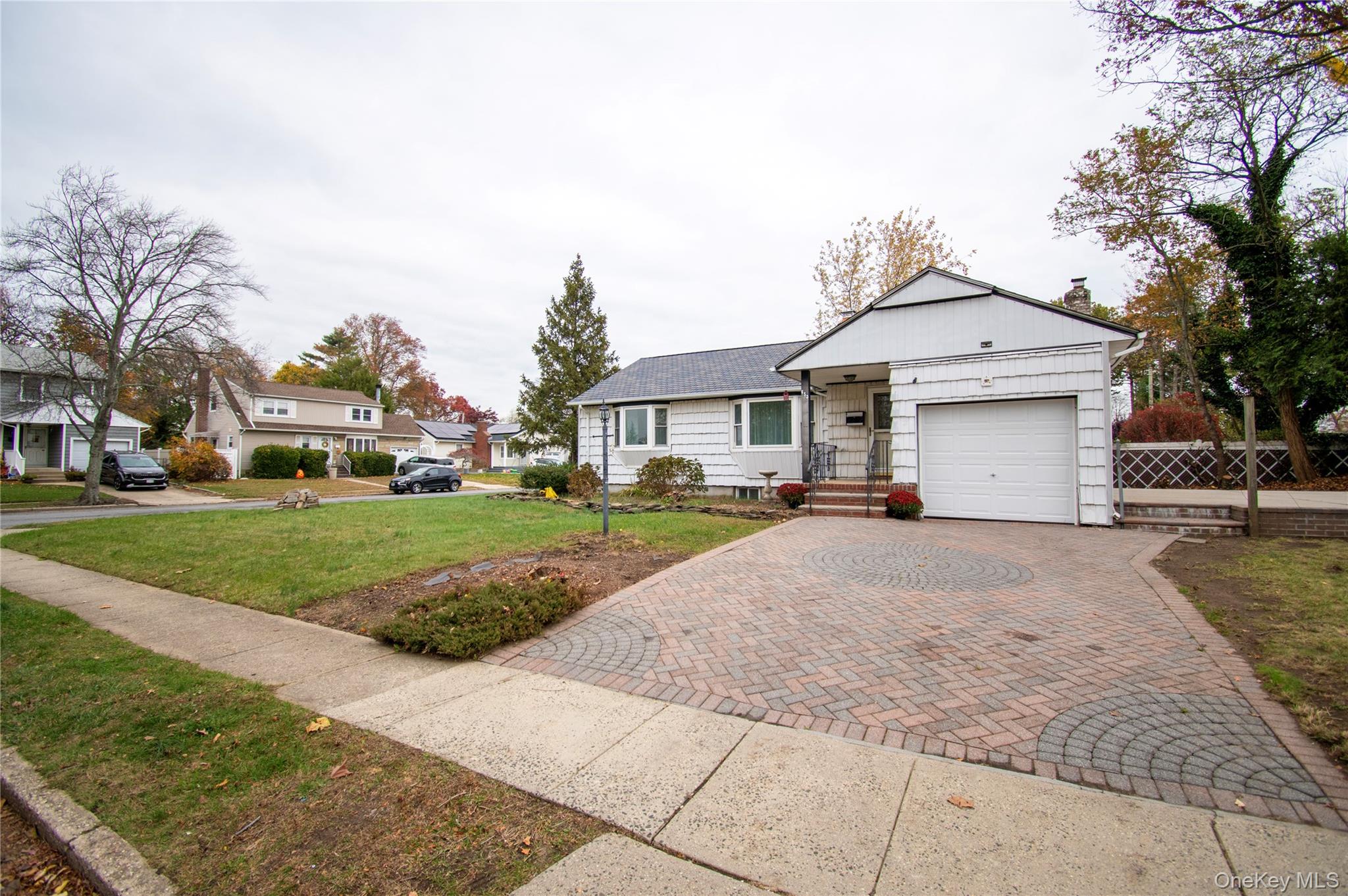 #6 photo, 650 Bryant Street, East Meadow , NY 11554