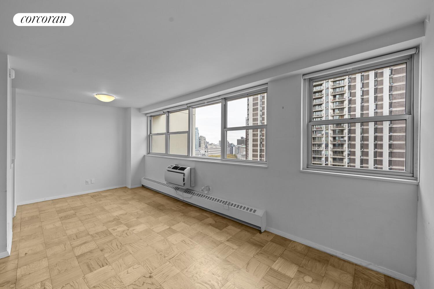 #5 photo, 75 HENRY Street, Brooklyn Heights , NY 11201