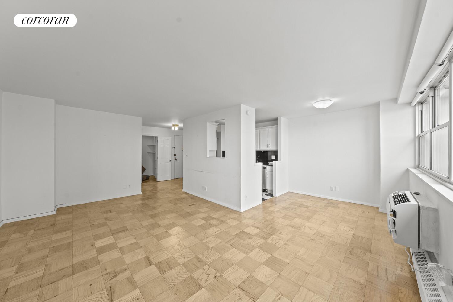 #9 photo, 75 HENRY Street, Brooklyn Heights , NY 11201