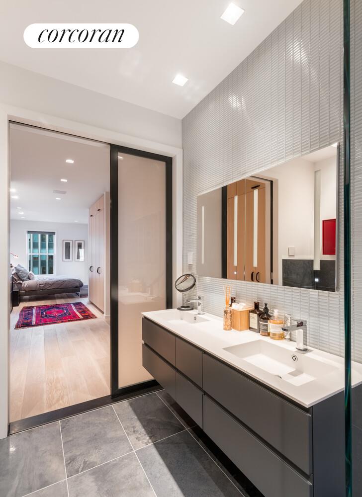 #14 photo, New York City, Morningside Heights , NY 10027