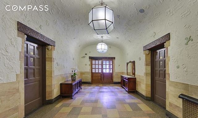 #8 photo, 155 Henry Street, Brooklyn Heights , NY 11201