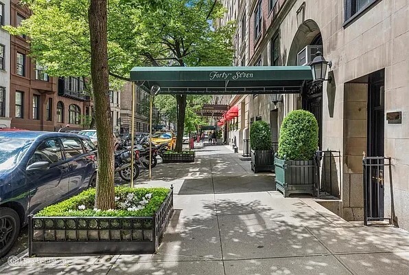 #7 photo, New York City, Lenox Hill , NY 10021