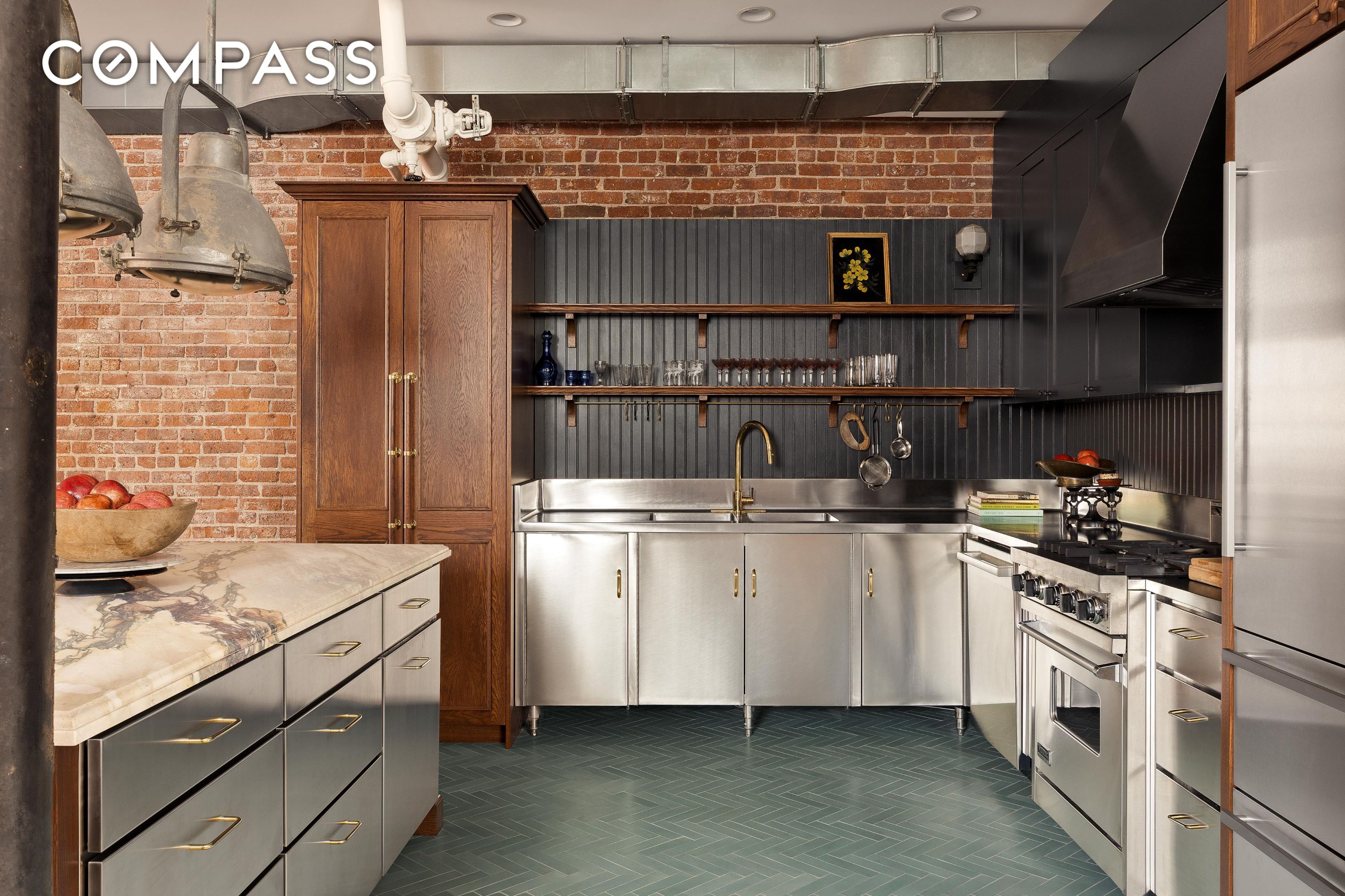 #8 photo, New York City, SoHo , NY 10013