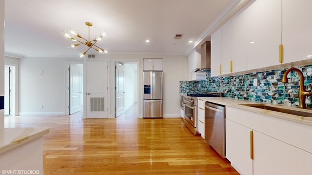 #4 photo, 82 E 5TH Street, Windsor Terrace , NY 11218