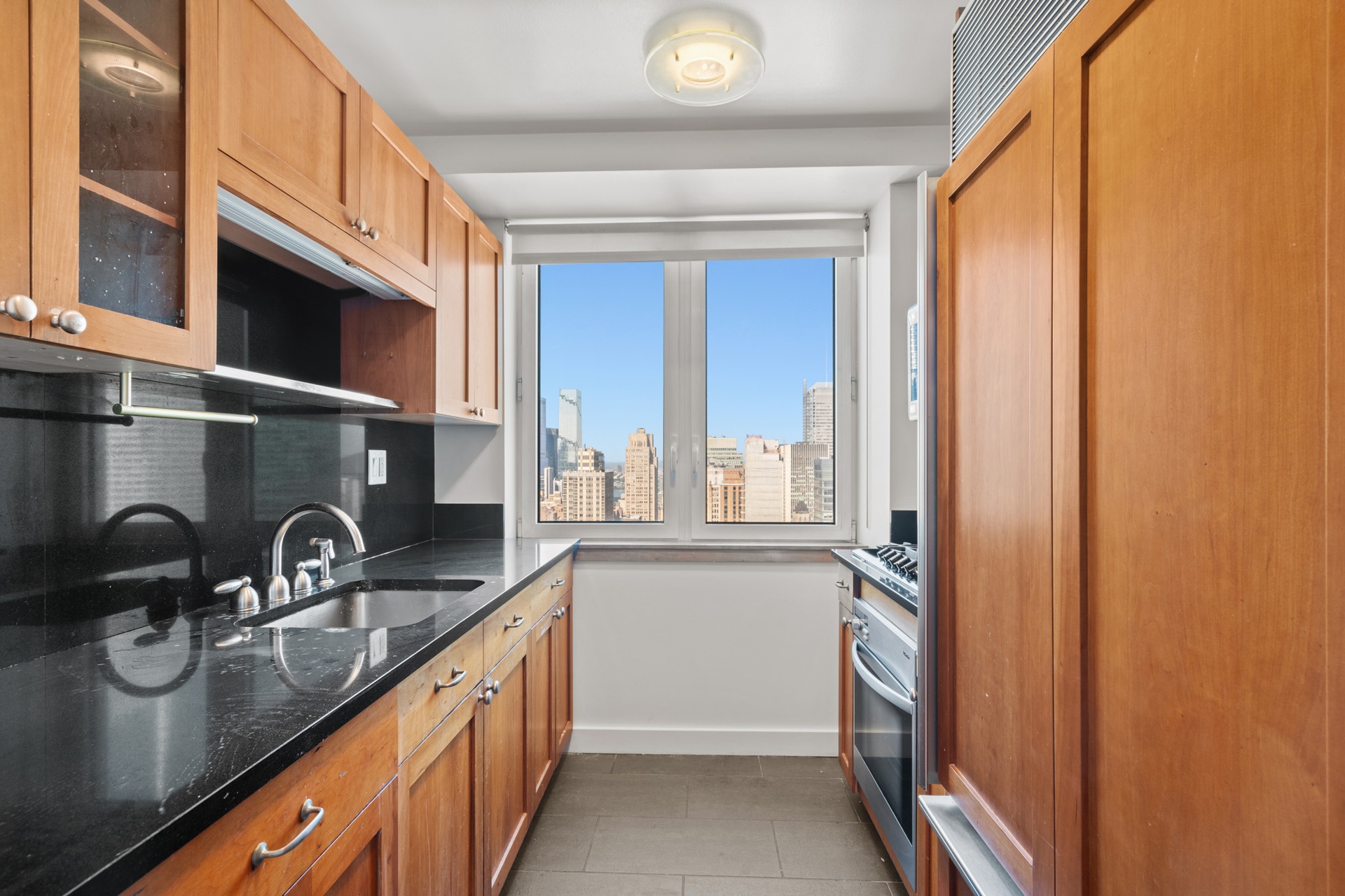 #5 photo, 425 5th Avenue, Murray Hill , NY 10016