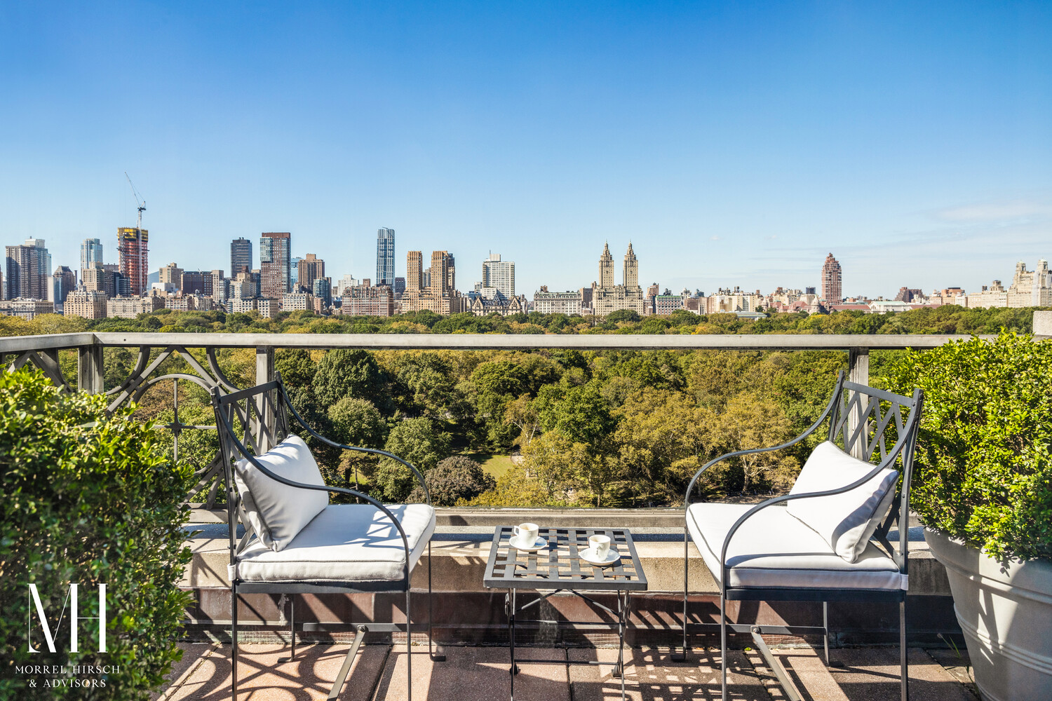 #1 photo, 923 5TH Avenue, Lenox Hill , NY 10021