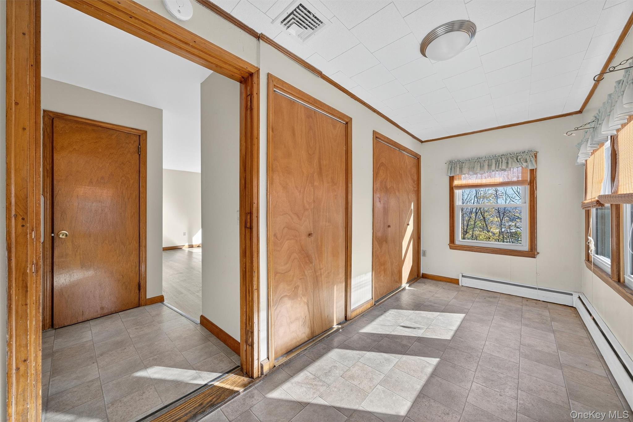 #16 photo, 18 Oakland Avenue, Chester , NY 10918