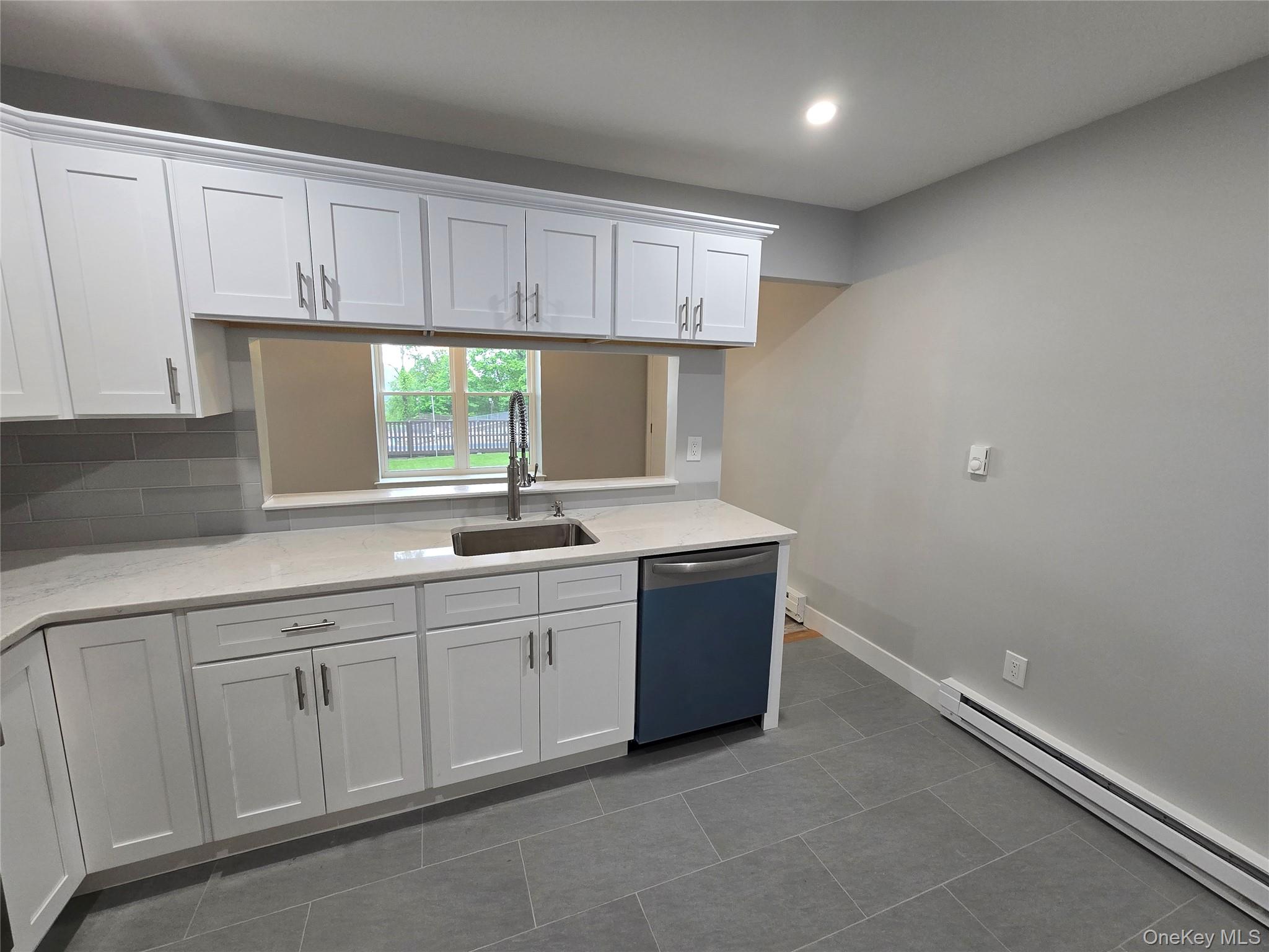 #12 photo, 548 Sierra Vista Lane, Valley Cottage , NY 10989