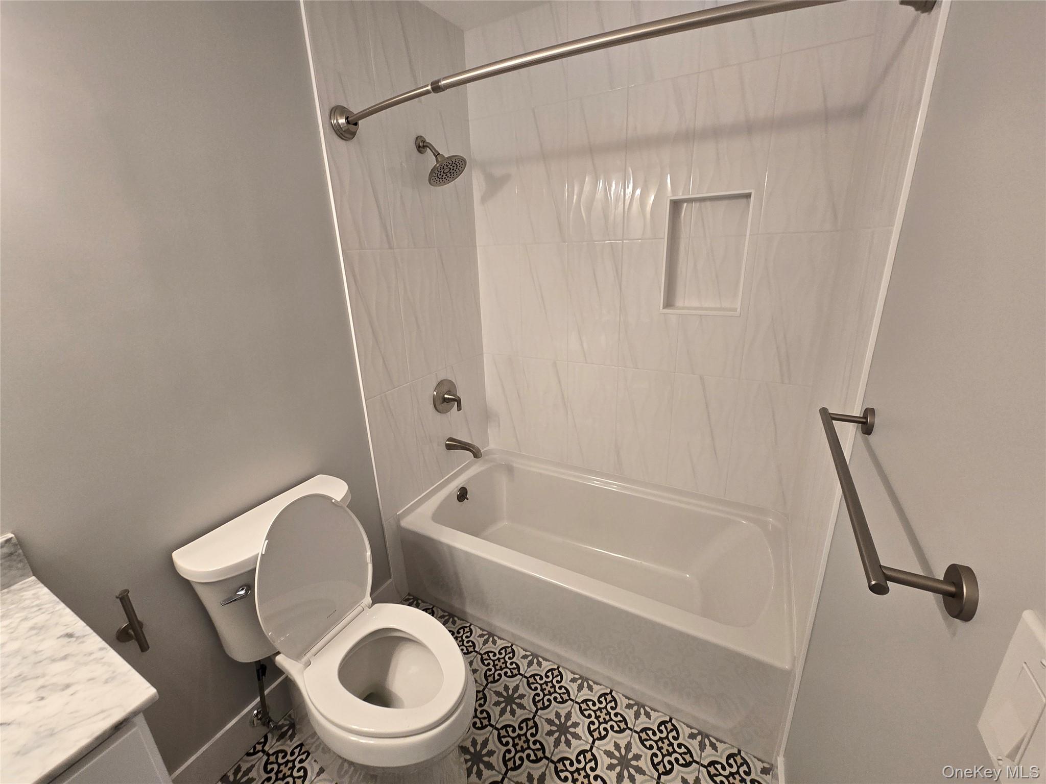 #18 photo, 548 Sierra Vista Lane, Valley Cottage , NY 10989