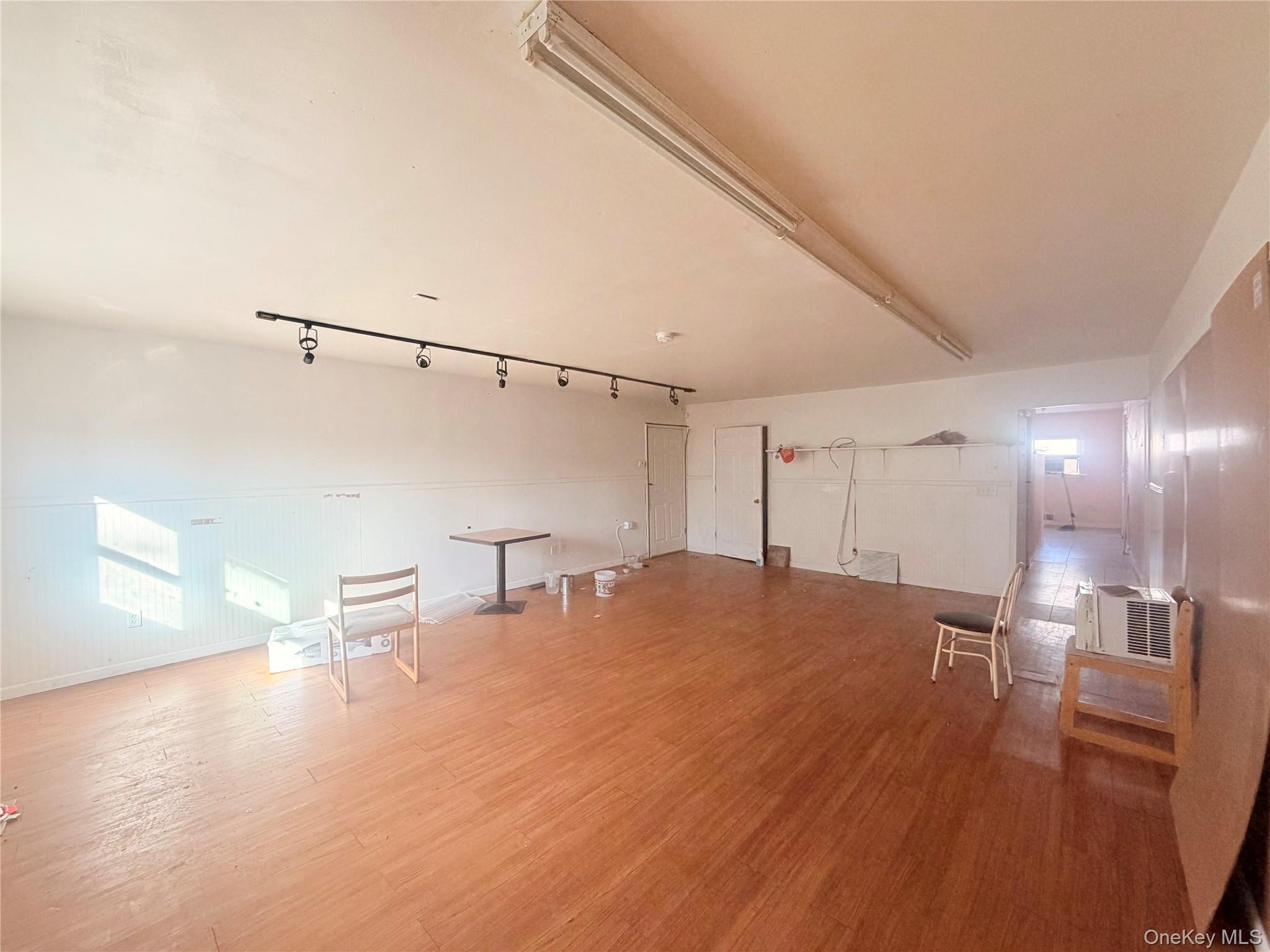 #6 photo, 253 W Main Street, Middletown , NY 10940