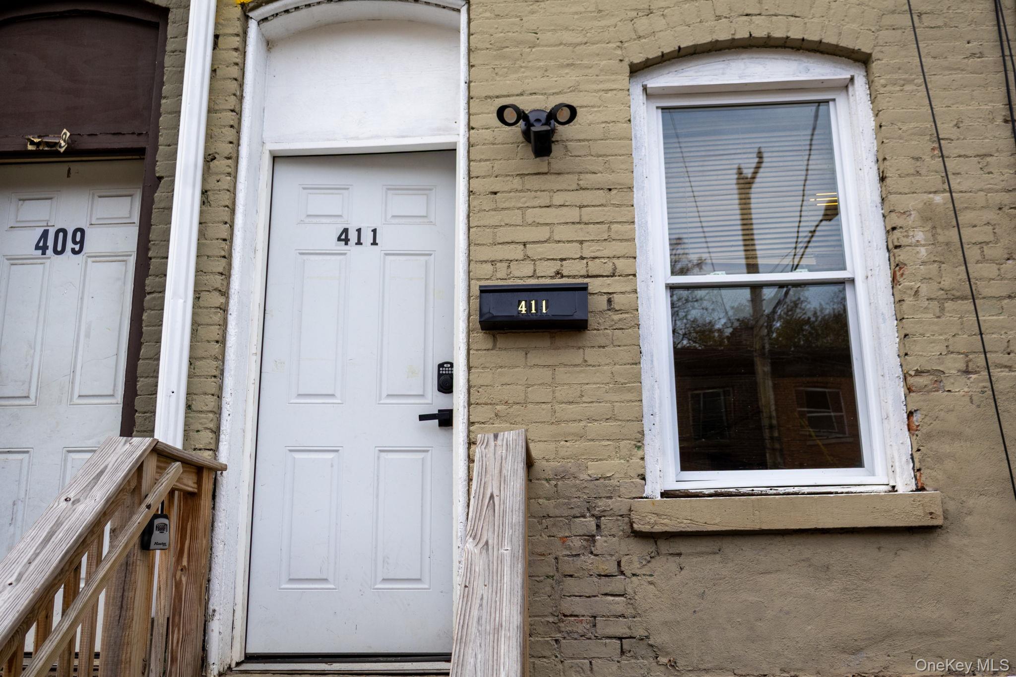 #3 photo, 411-413 Liberty Street, Newburgh , NY 12550