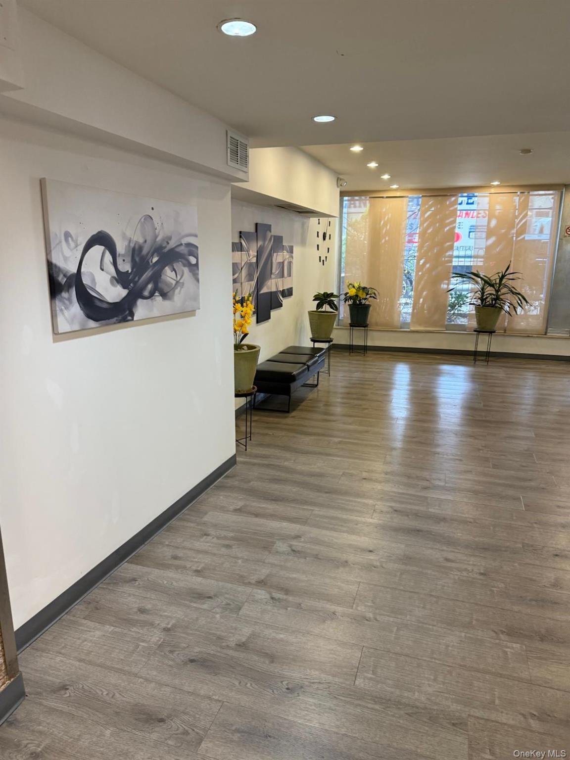 #3 photo, 3520 Tryon Avenue, Bronx , NY 10467