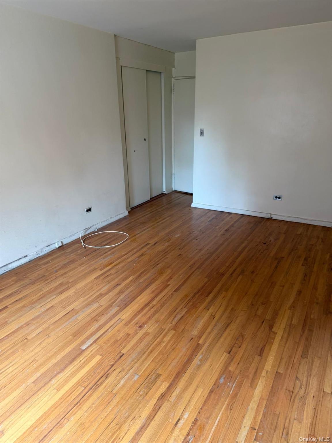 #9 photo, 3520 Tryon Avenue, Bronx , NY 10467