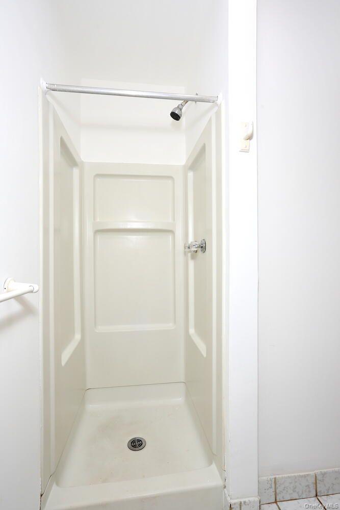 #16 photo, 366 Concord Lane, Middletown , NY 10940