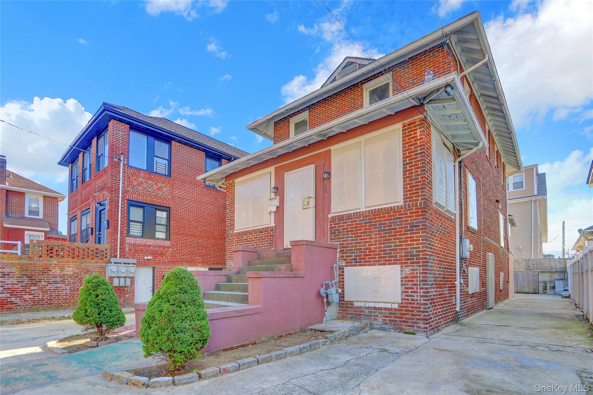 #2 photo, 2217 Collier Avenue, Far Rockaway , NY 11691