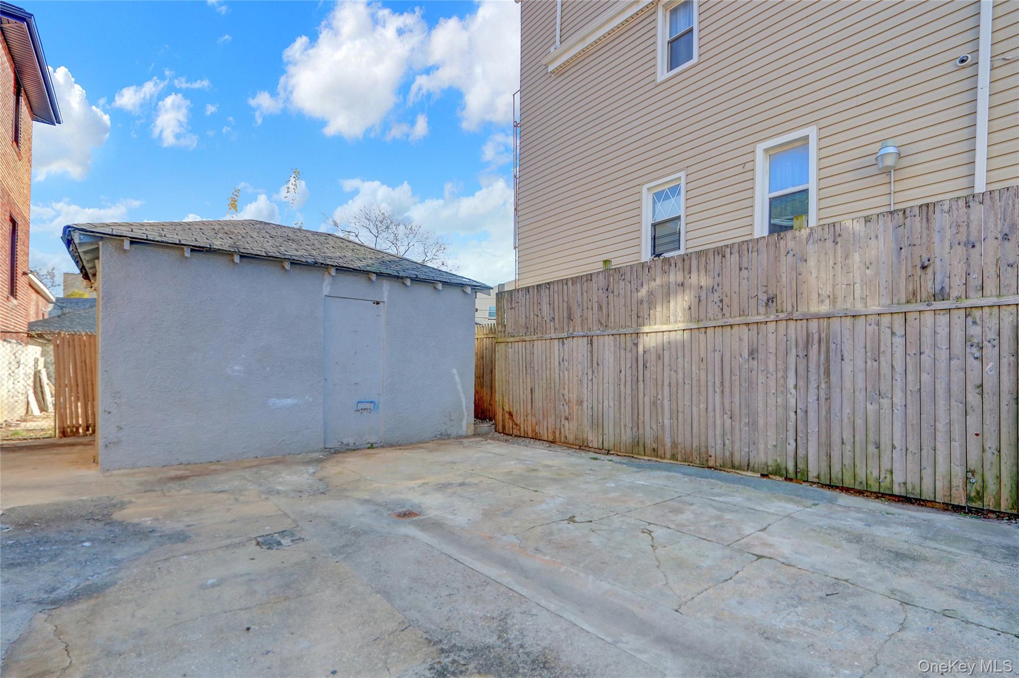 #20 photo, 2217 Collier Avenue, Far Rockaway , NY 11691