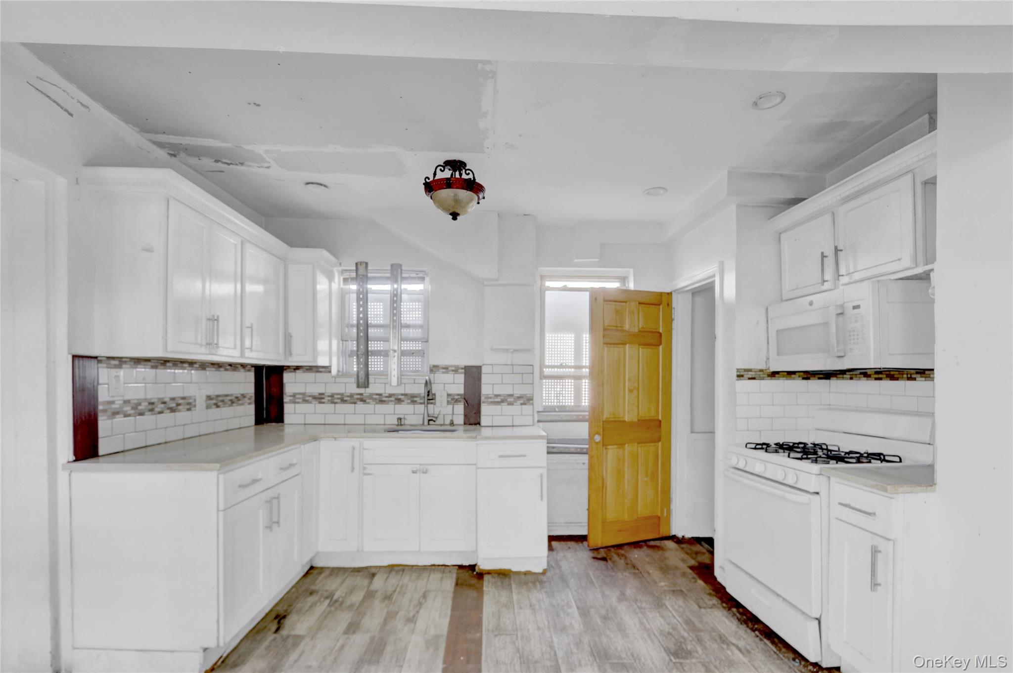 #6 photo, 2217 Collier Avenue, Far Rockaway , NY 11691