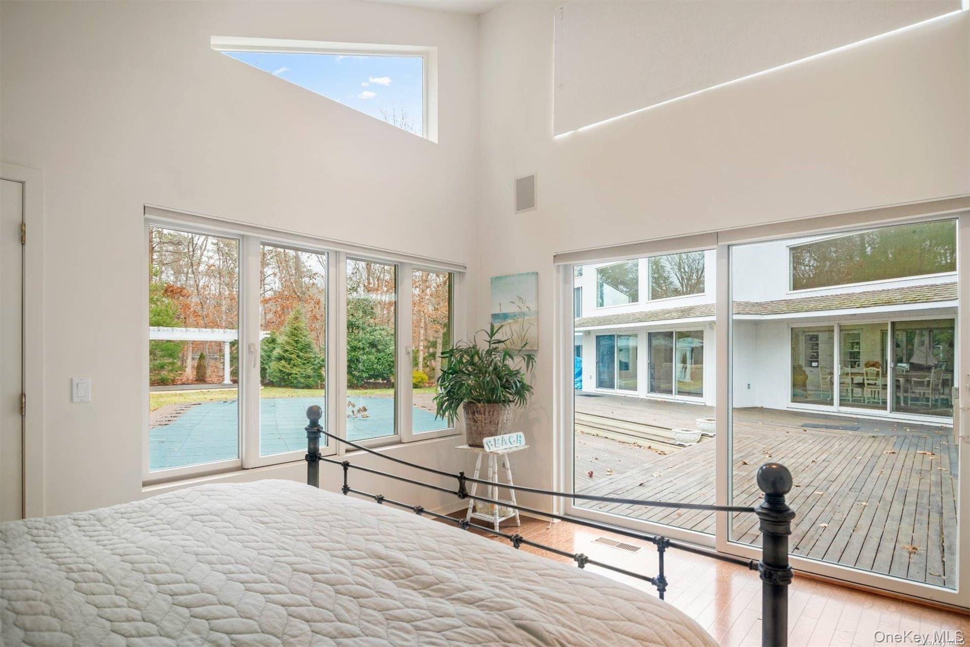 #10 photo, 14 Indian Pipe Drive, Quogue , NY 11959